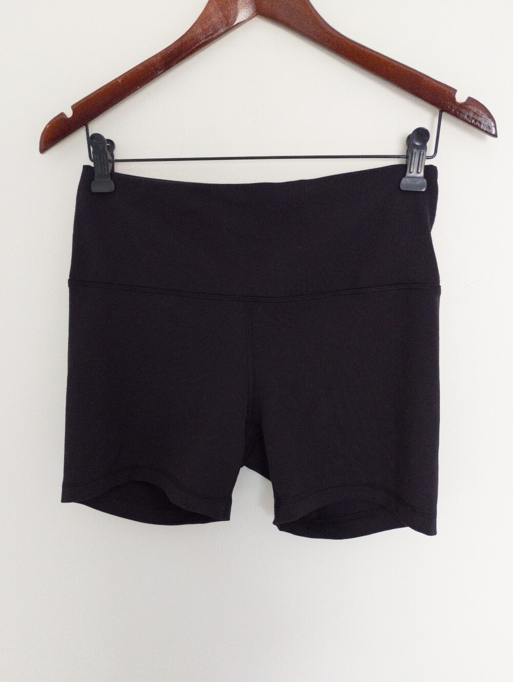 Yogalicious Black High Waist Biker Shorts Size Medium Athletic Activewear
